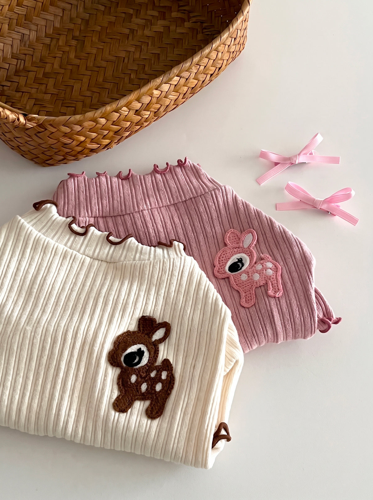 Dear Doe ribbed dog longsleeve with fawn embroidery and lettuce-edge trim, flat lay - Malpetit