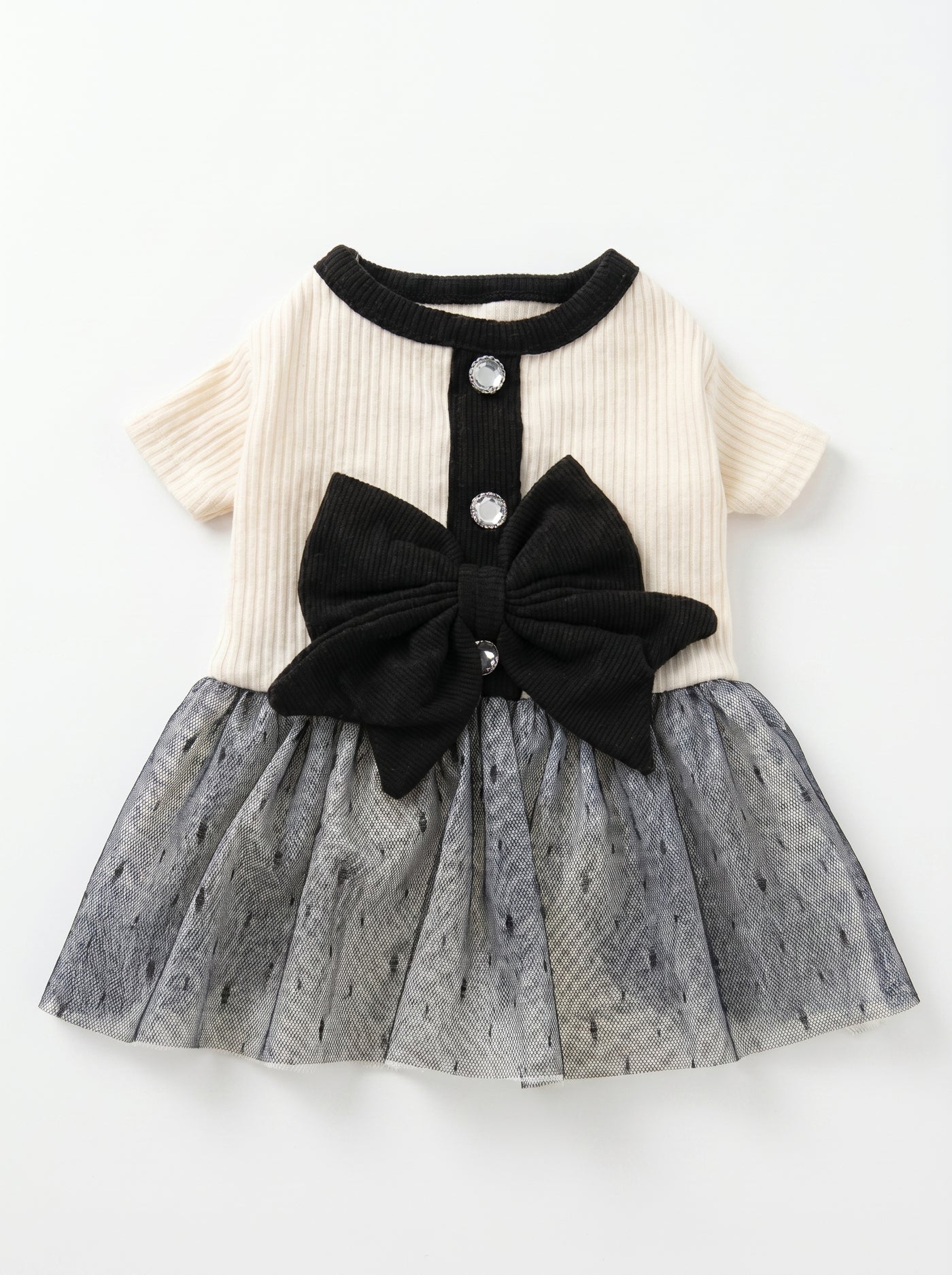 Giselle dog dress in white flat lay – Malpetit