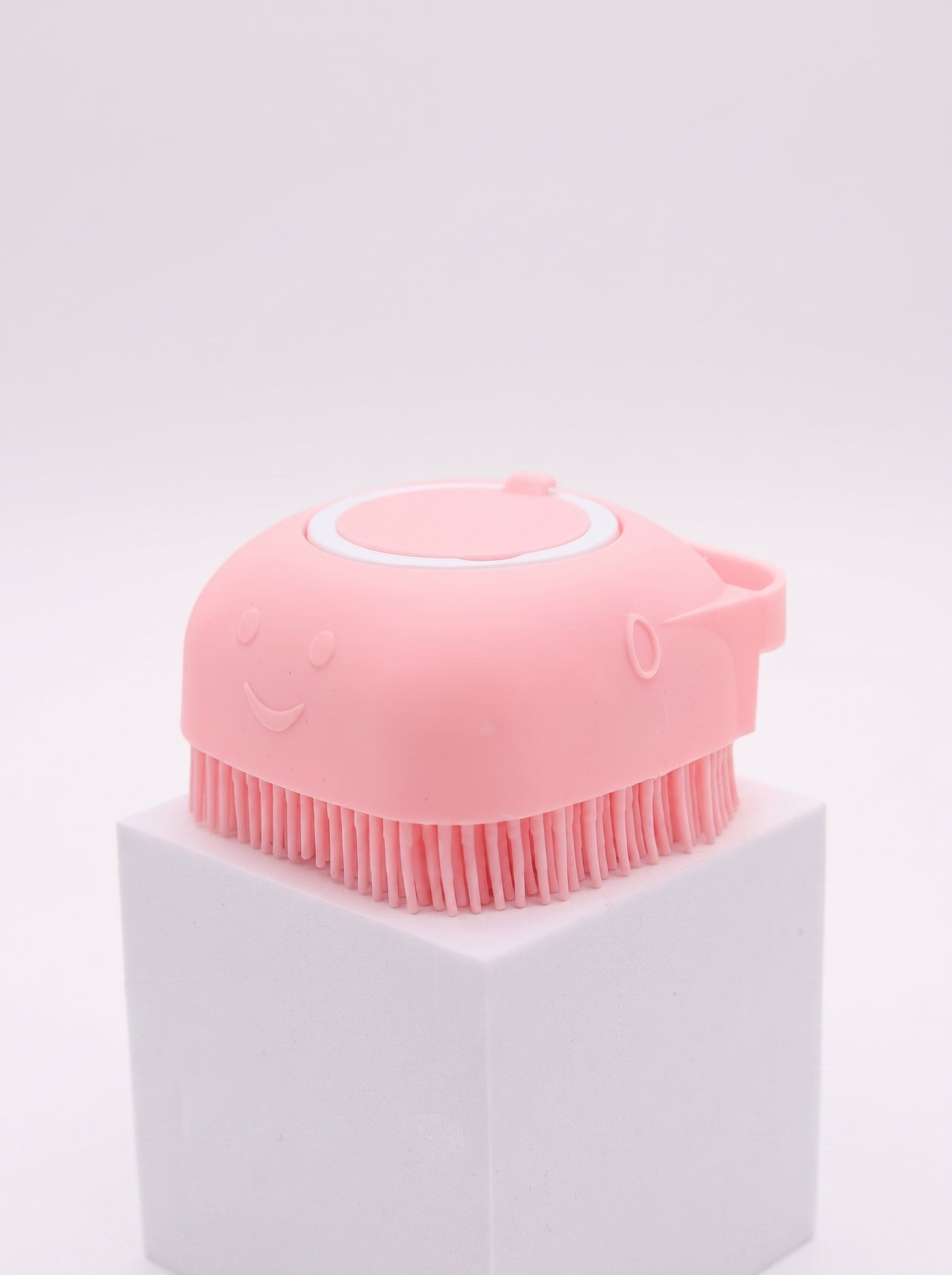Pink silicone bath brush studio product view – Malpetit