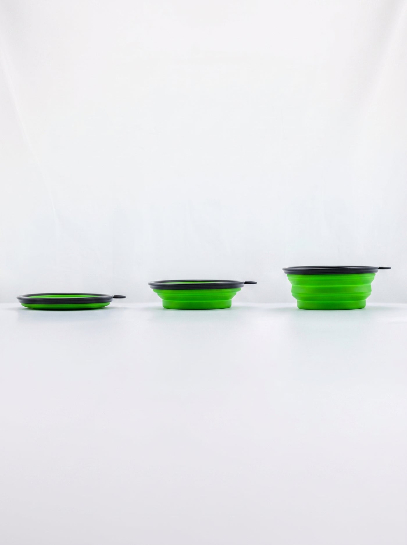 Foldable travel bowl folding sequence flat to open – Malpetit