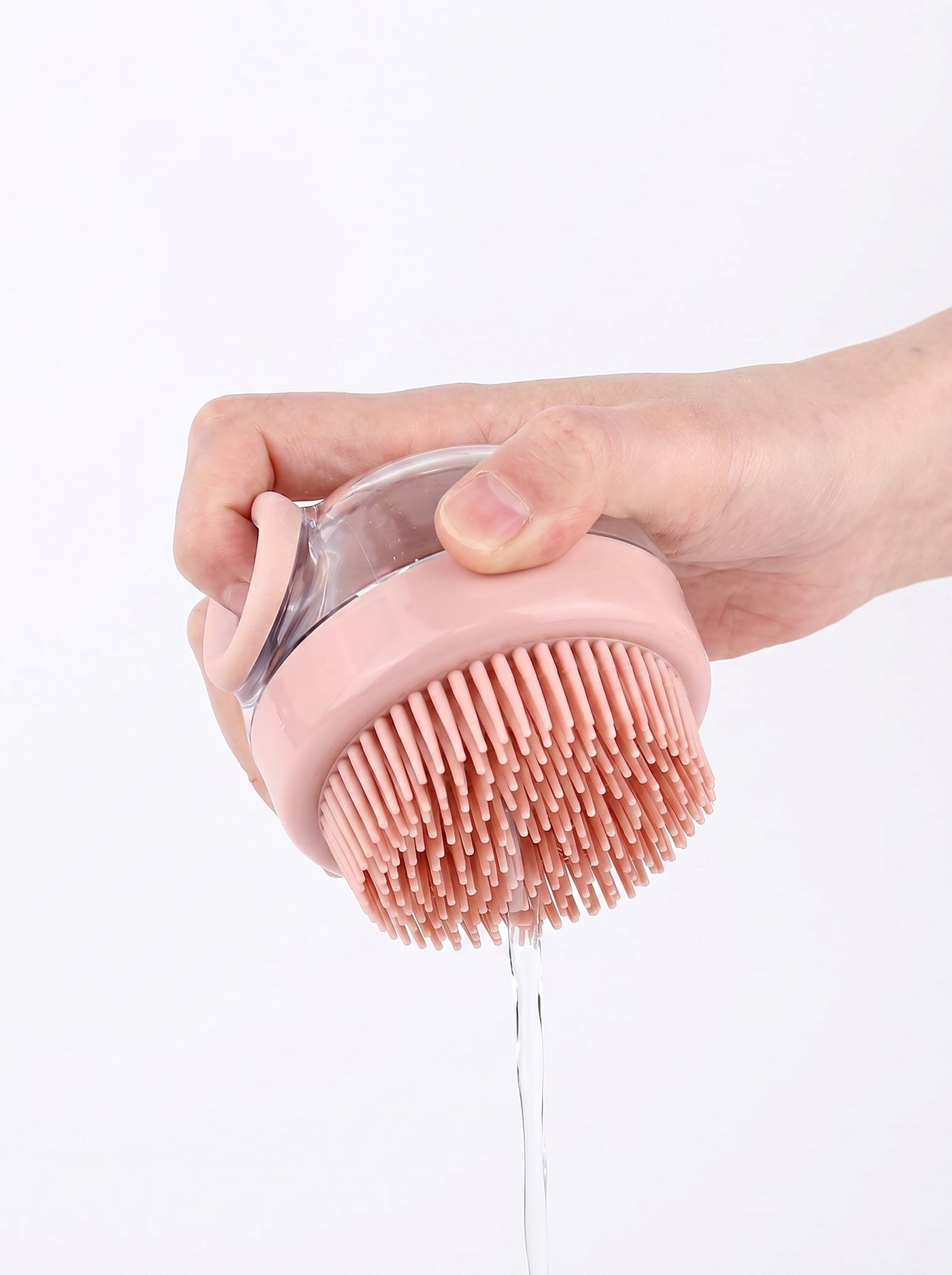 Silicone bath brush rinsed with water through bristles – Malpetit