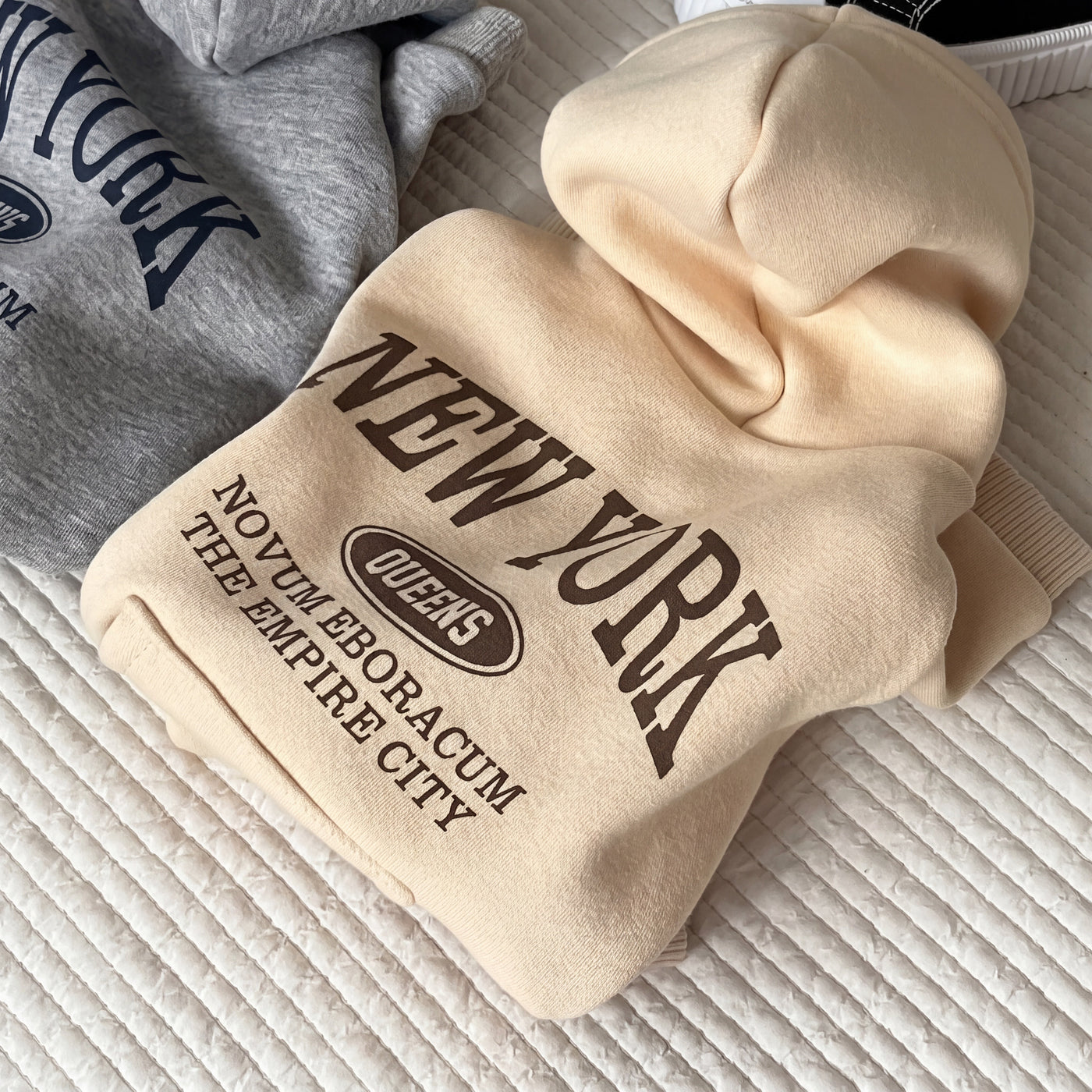 NY dog hoodie in beige folded back detail – Malpetit