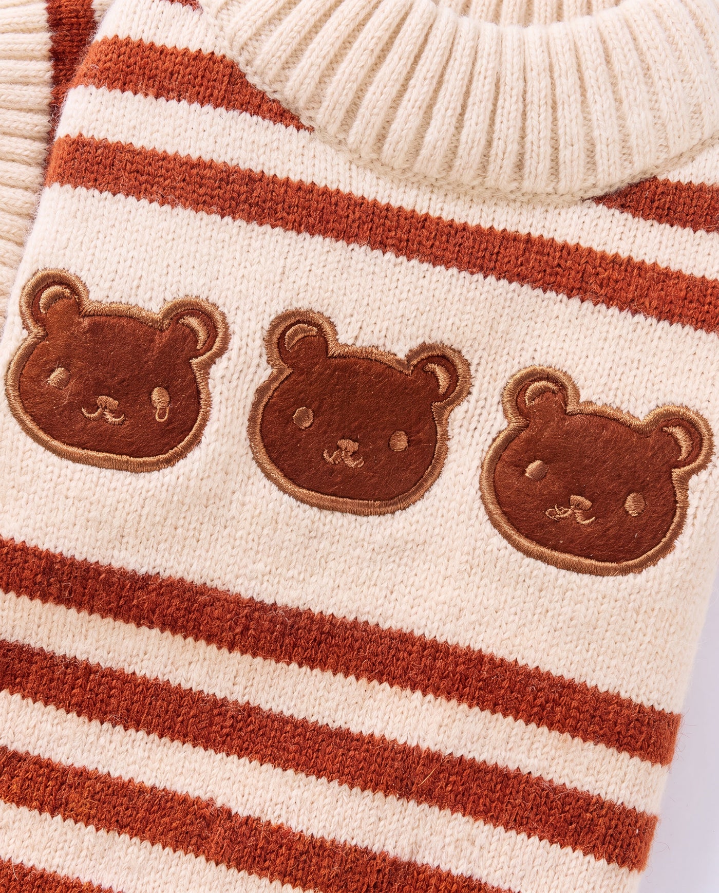 Paddi dog sweater striped knit with three bear embroidery close-up – Malpetit