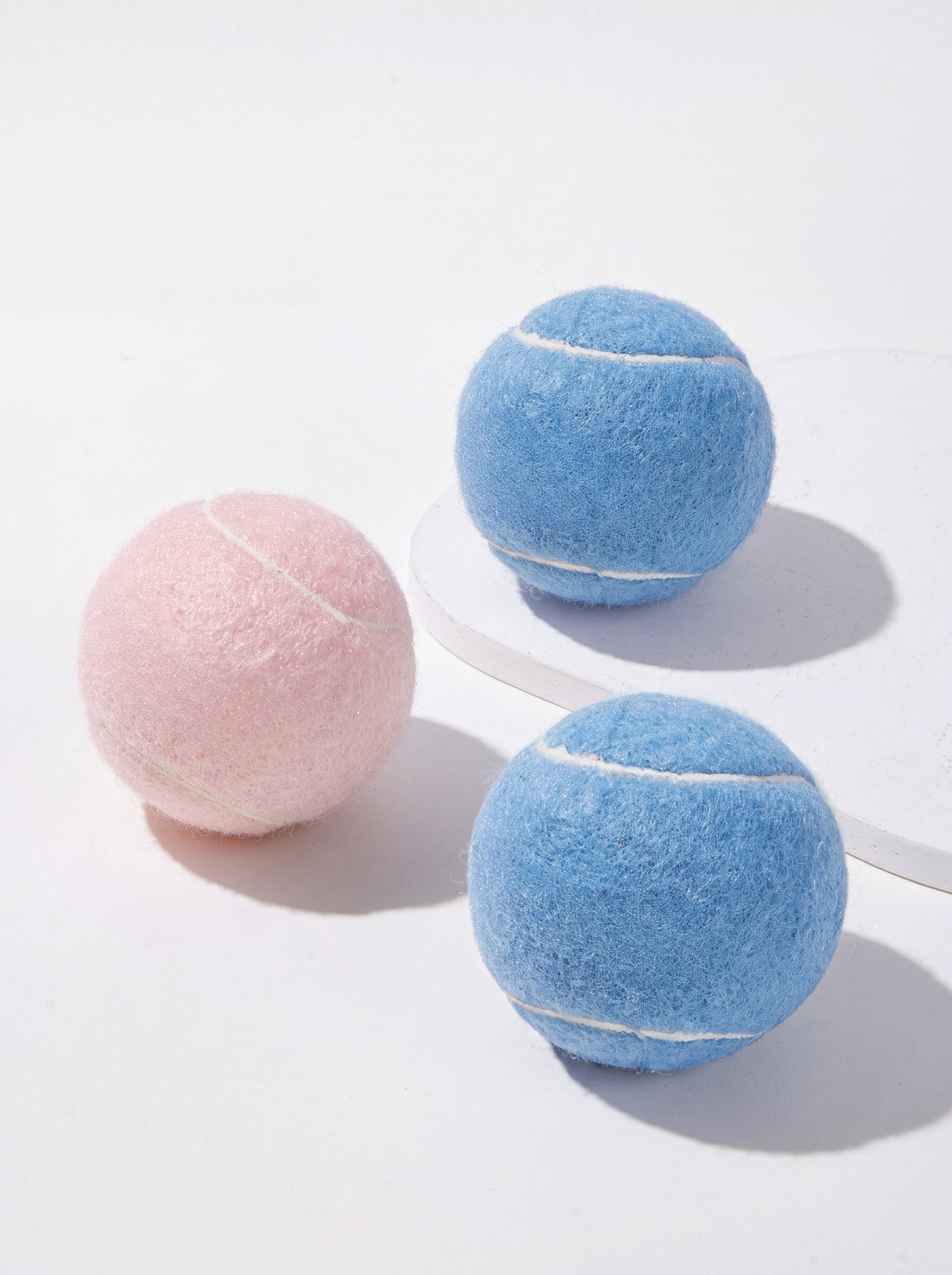 Tennis ball dog toy color and texture detail – Malpetit