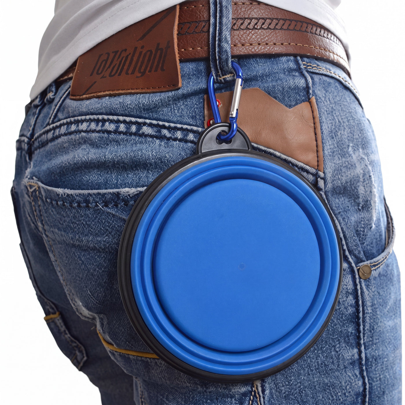 Blue foldable travel bowl clipped to jeans belt loop – Malpetit